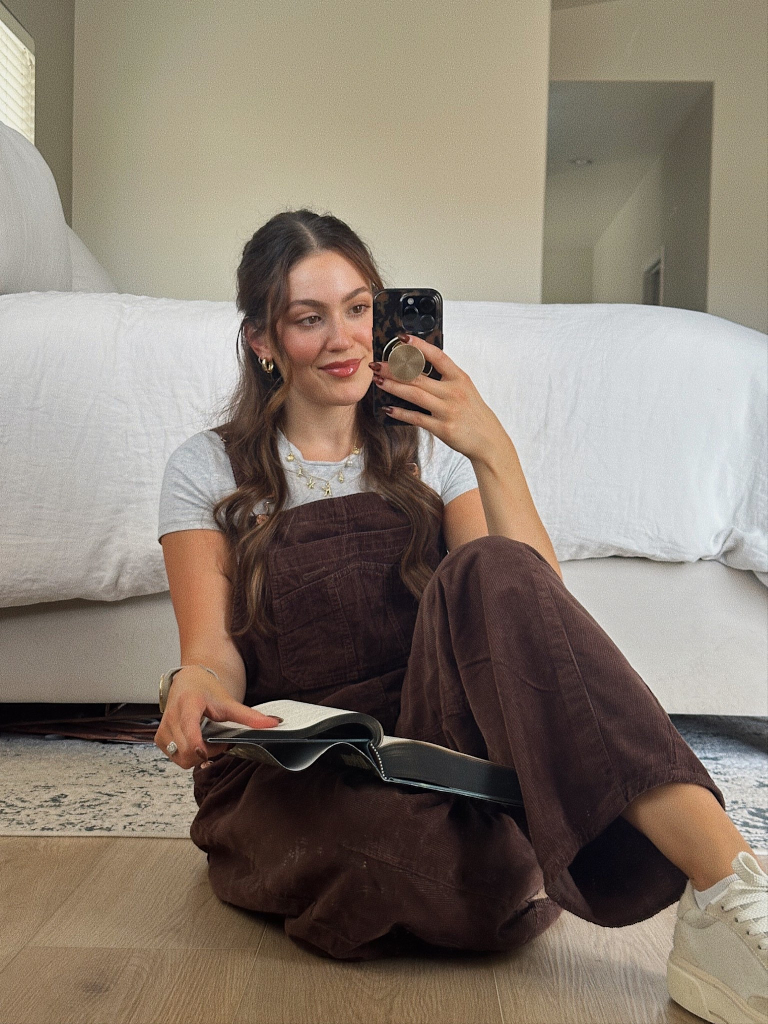 The brown corduroy are currently sold out but the link will take you to other color options!

#LTKStyleTip #LTKSeasonal #LTKFallSale