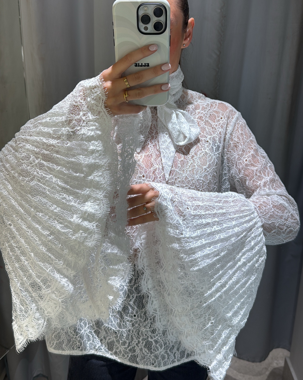 The prettiest lace blouse 🤍✨🫶🏼❤️

I’m wearing an XS

#LTKstyletip