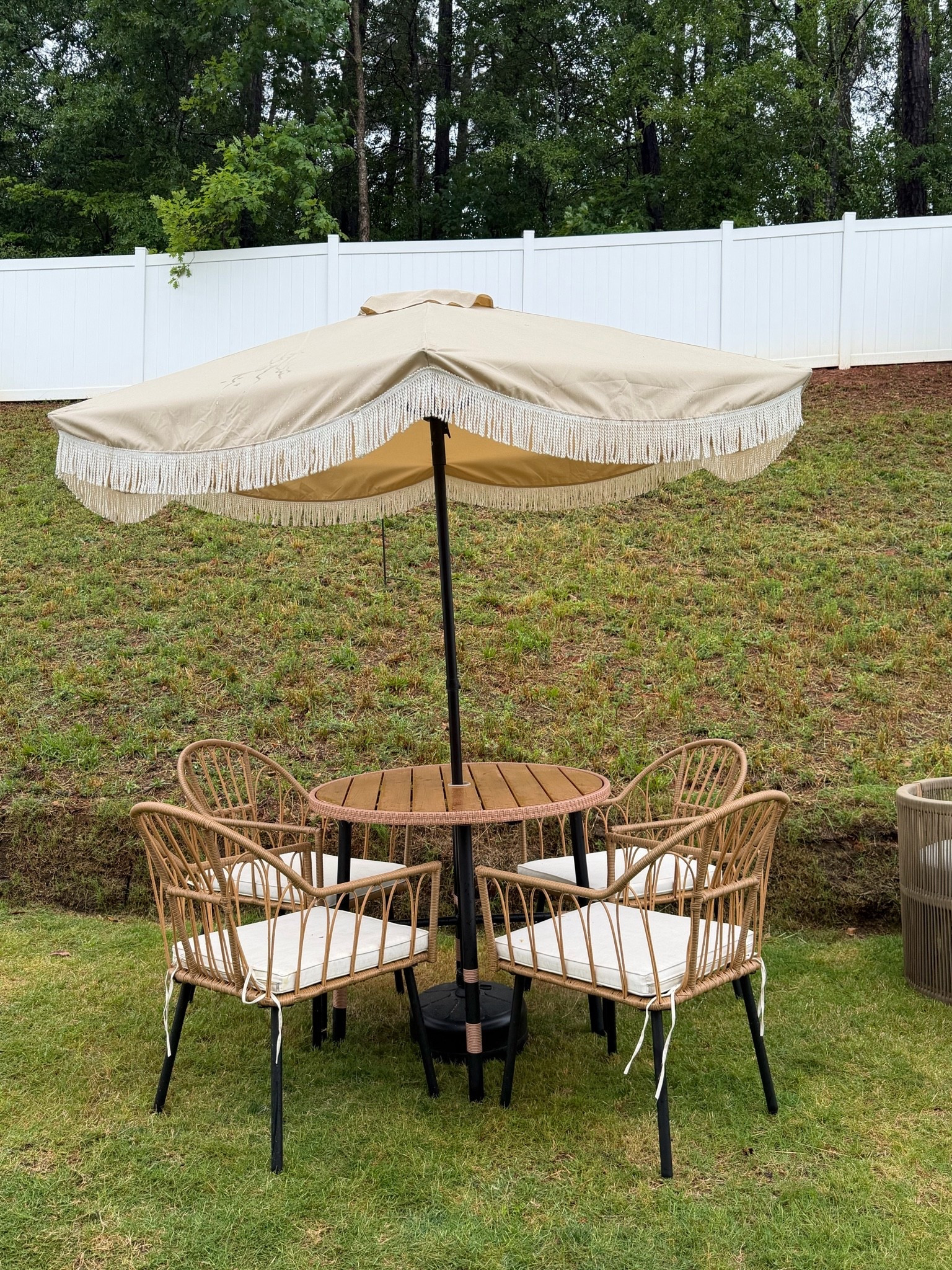 Cottage core Outdoor Round Dining set

#LTKSeasonal #LTKfitnessgoals #LTKHome