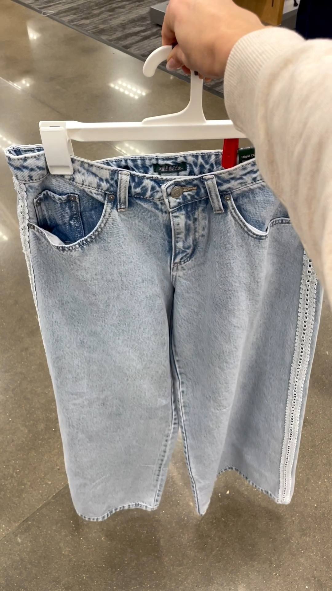 New wide leg pants. These come in 3 washes but love the ones with lace trim 

#LTKU #LTKFindsUnder50 #LTKSeasonal