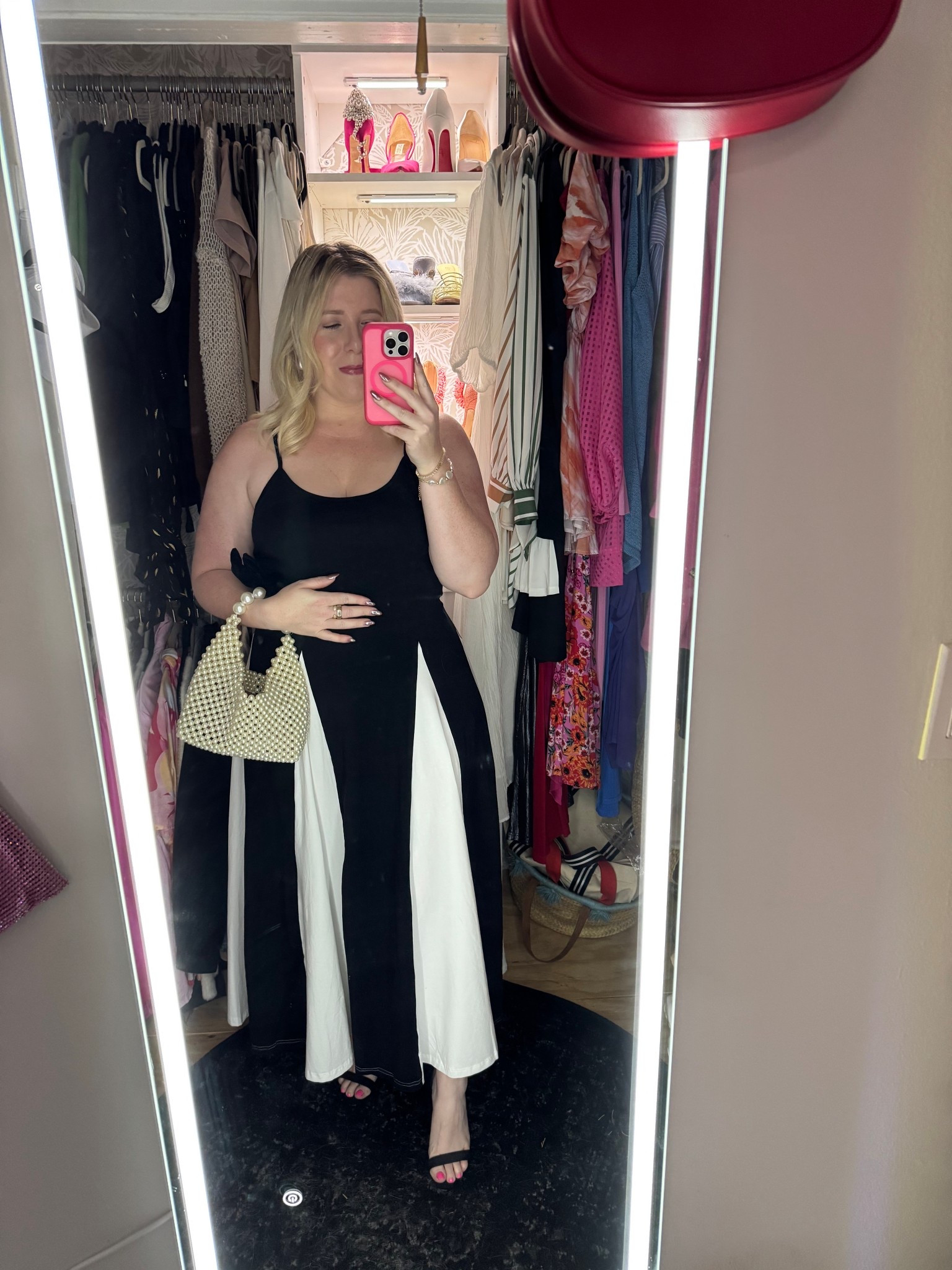 Ready for girls night



#LTKFindsUnder50 #LTKMidsize #LTKSummerEdit