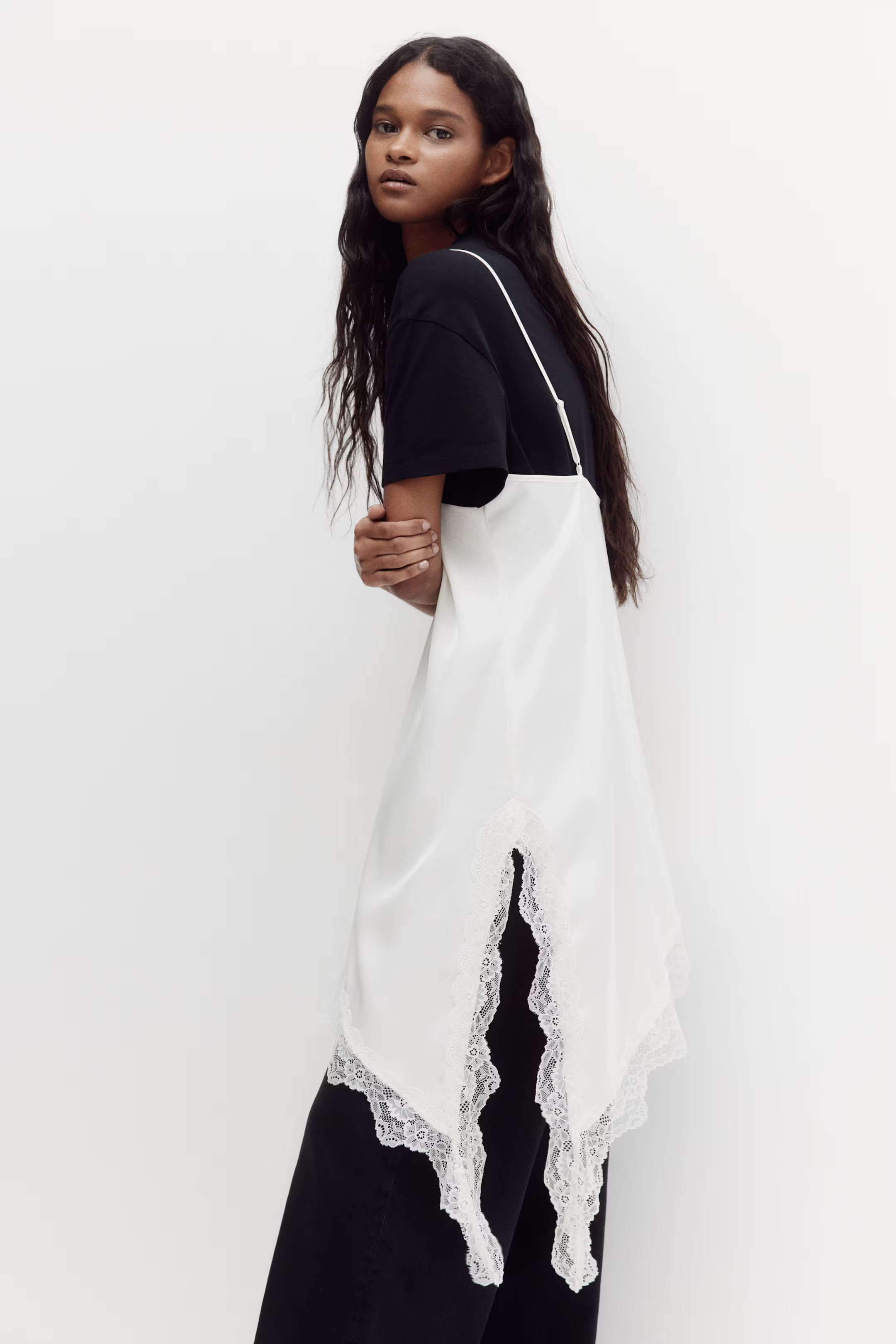 Lace-trimmed satin dress | H&M (UK, MY, IN, SG, PH, TW, HK)