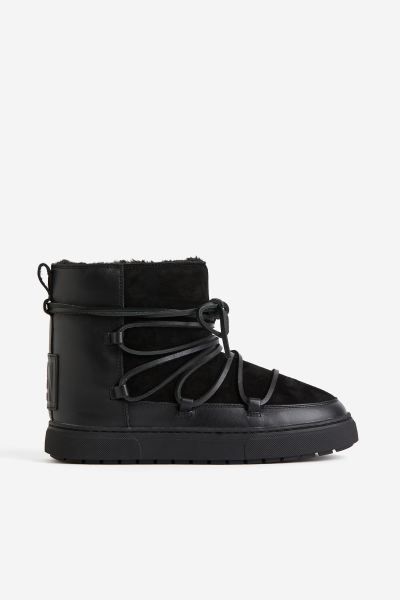 Warm-lined suede boots | H&M (UK, MY, IN, SG, PH, TW, HK)