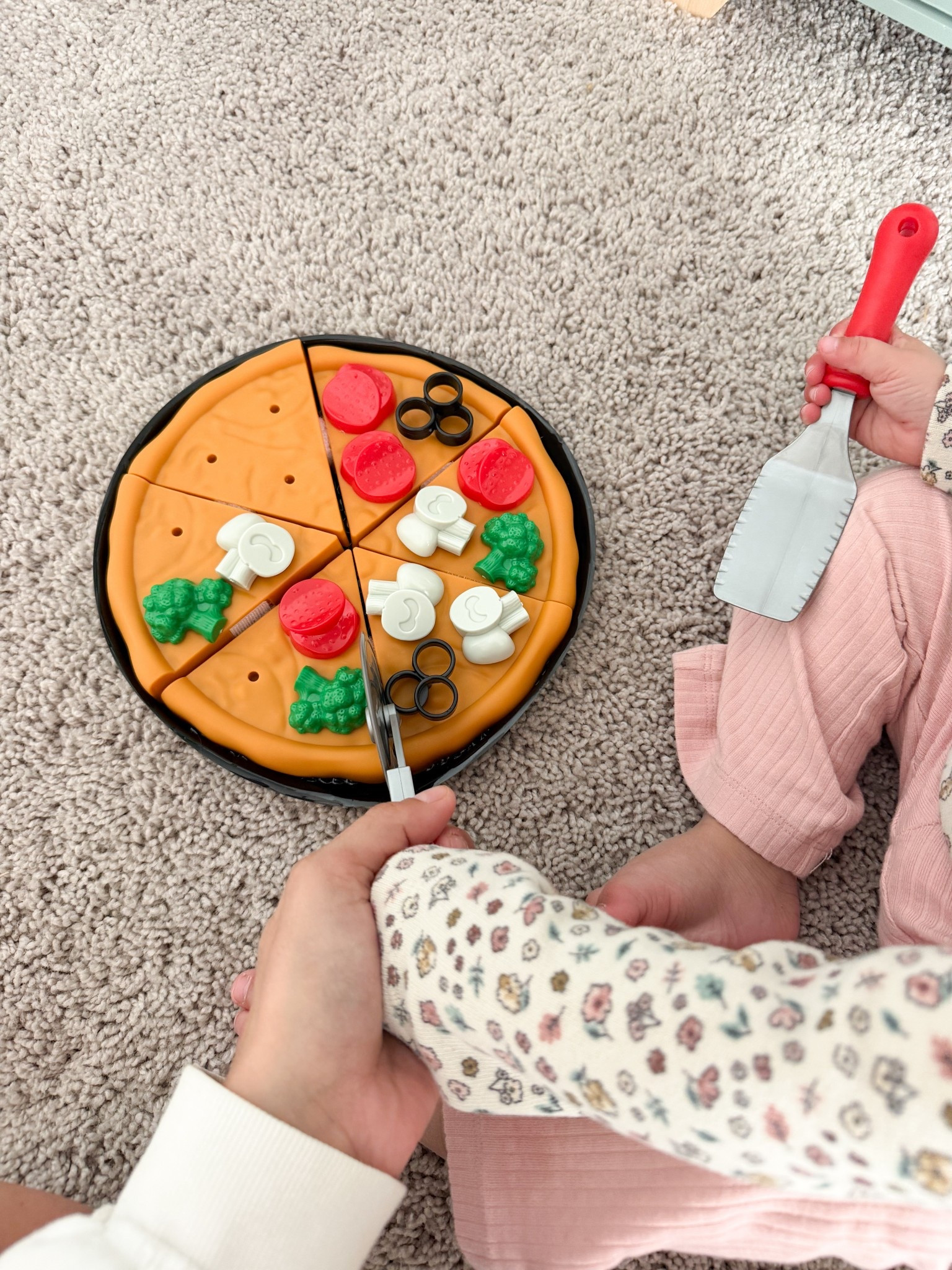 kids have been playing with this in their toy kitchen nonstop // linking other ones I’d recommend more because picking up the pieces for this is not so fun 😅
-
kids toys, Melissa and Doug, creative play for kids 

#LTKKids