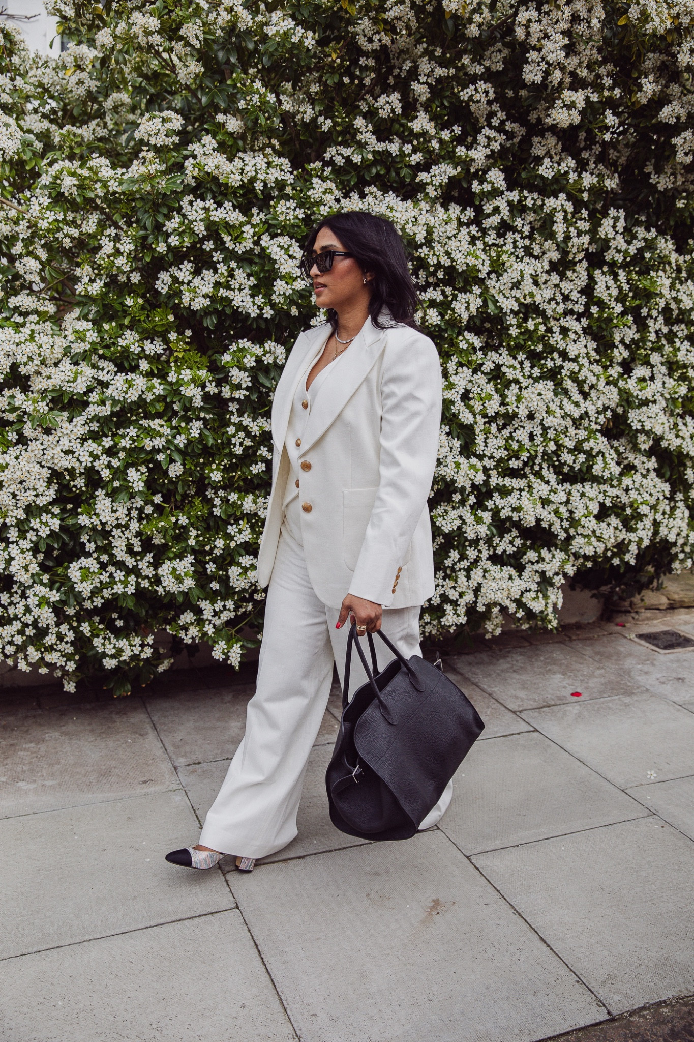 The perfect 3 piece suit 
White suit 
Bridal white suit 

#LTKstyletip