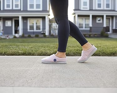 Dearfoams Women's Kendra Sport Lounge Memory Foam Clog | Amazon (US)