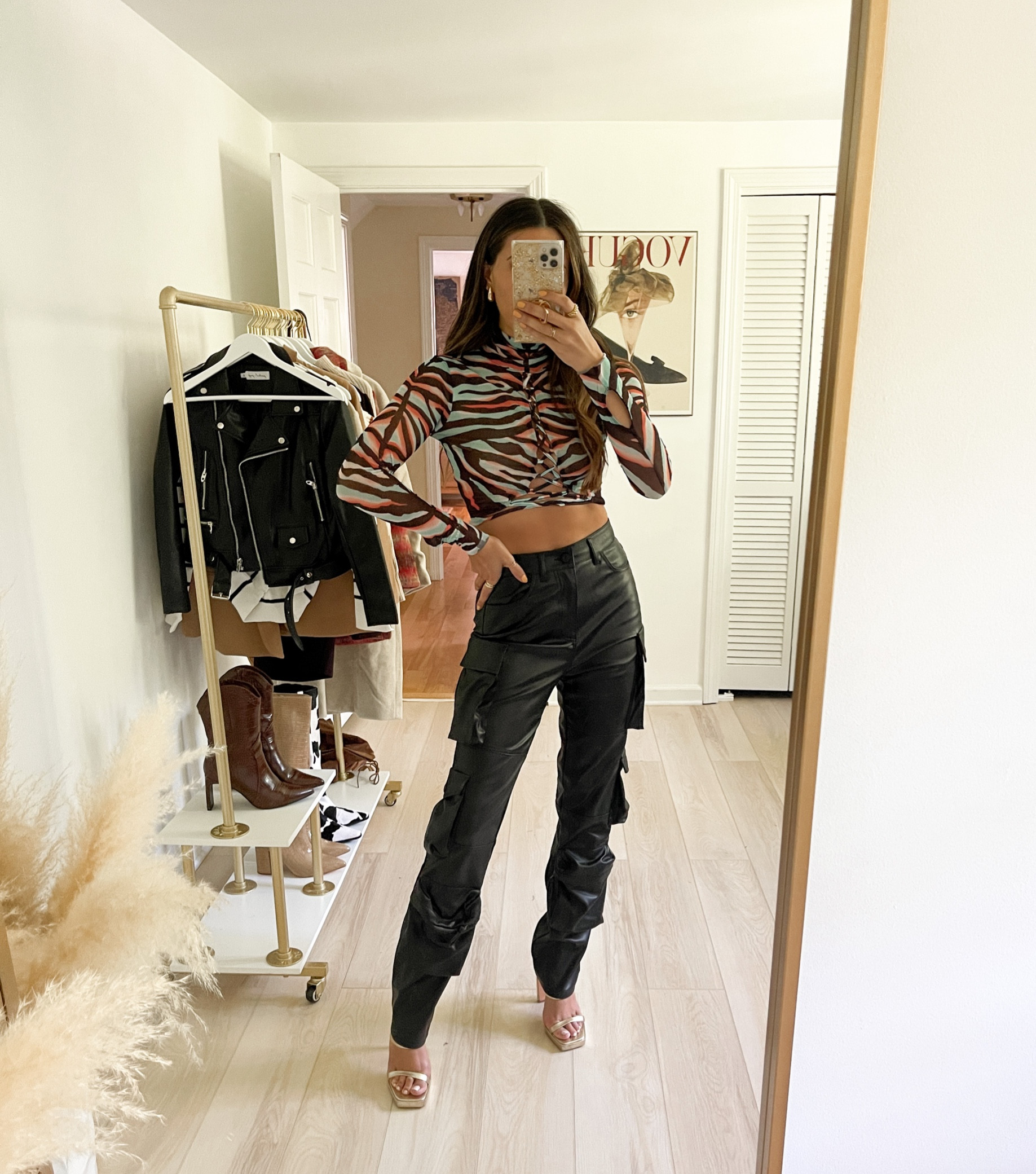 An edgy going out outfit or city look — cargo leather pants (size 27) + cropped printed top (small)

Date night outfit | leather pants outfit | party outfit | club outfit | fall outfit #ad # afrm #shopafrm

#LTKstyletip #LTKSeasonal #LTKparties