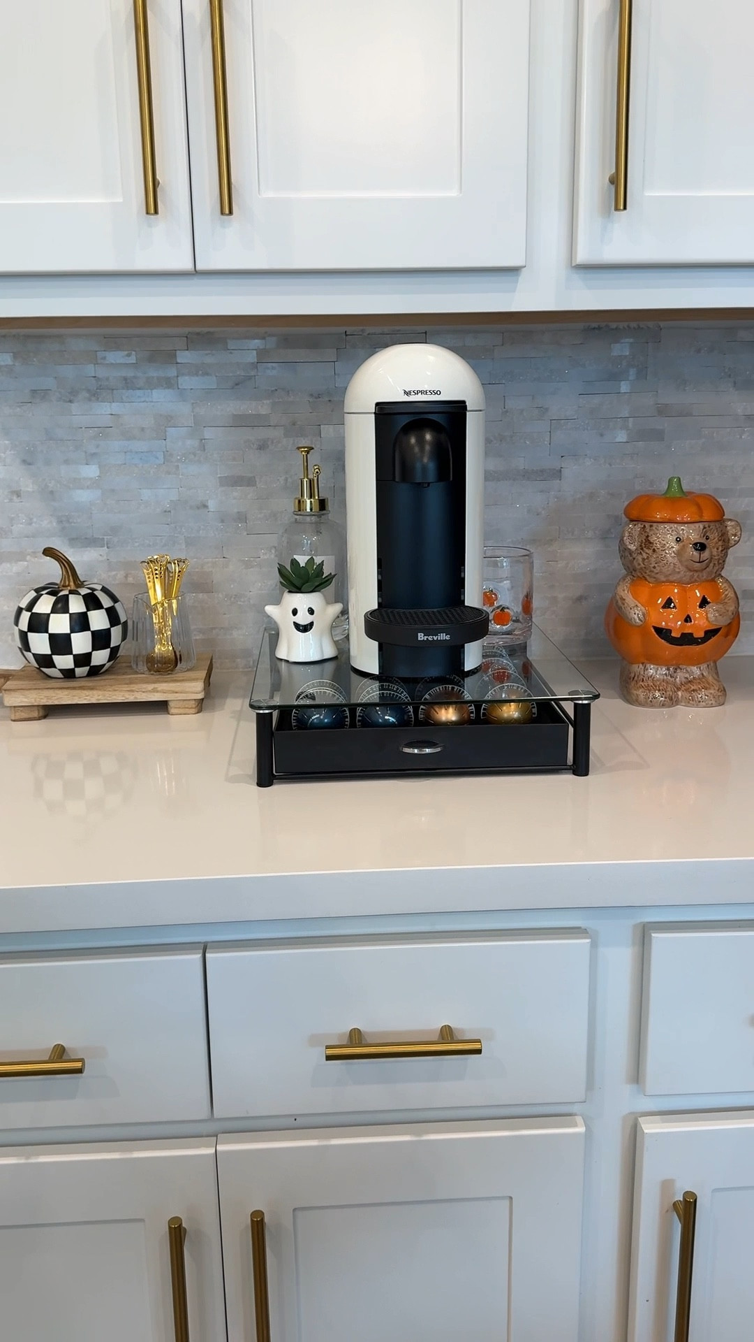 Fall + Halloween decor 🍂🍁👻🎃

#LTKHalloween #LTKFindsUnder100 #LTKHome