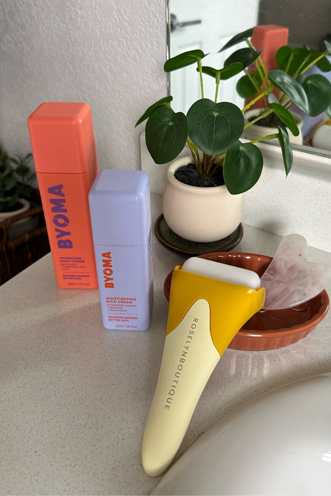 morning routinee

#LTKBeauty #LTKHoliday #LTKGiftGuide