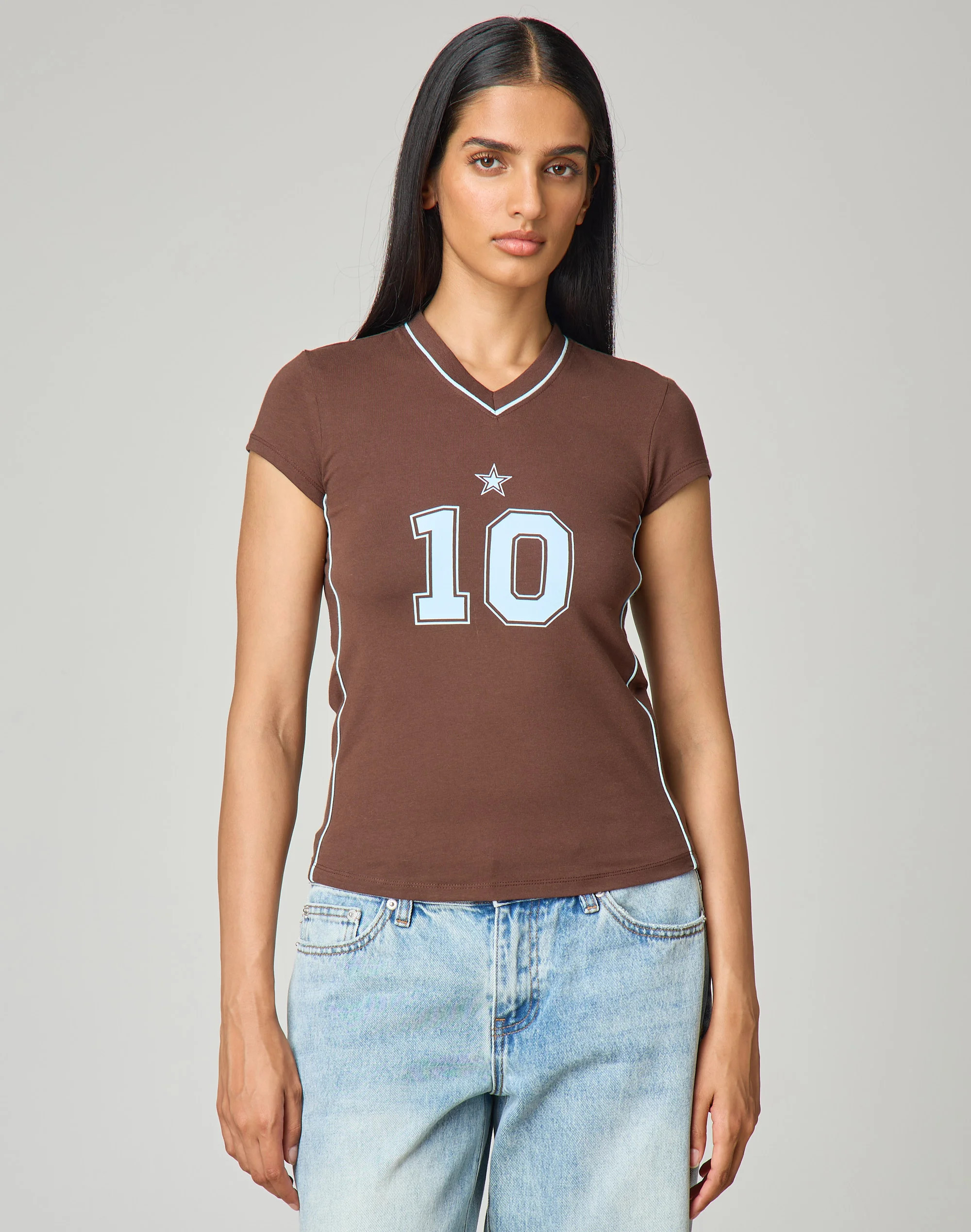 Fitted Graphic Tee | Glassons (Australia)