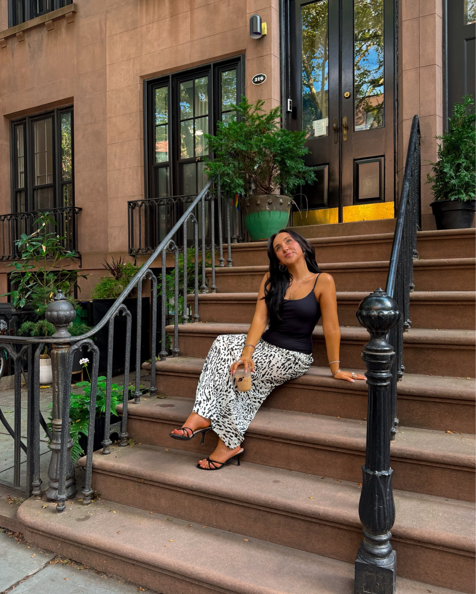 Out n about ☕️✨@missguided

.
effortless chic, pinterest aesthetic, fashion blogger, style ideas, outfit inspo, aesthetic outfits, city girl, streetstyle, summer outfit inspo, summer ootd, casual ootd, simple style, west village nyc, brooklyn, #summerstyle #skirtoutfit