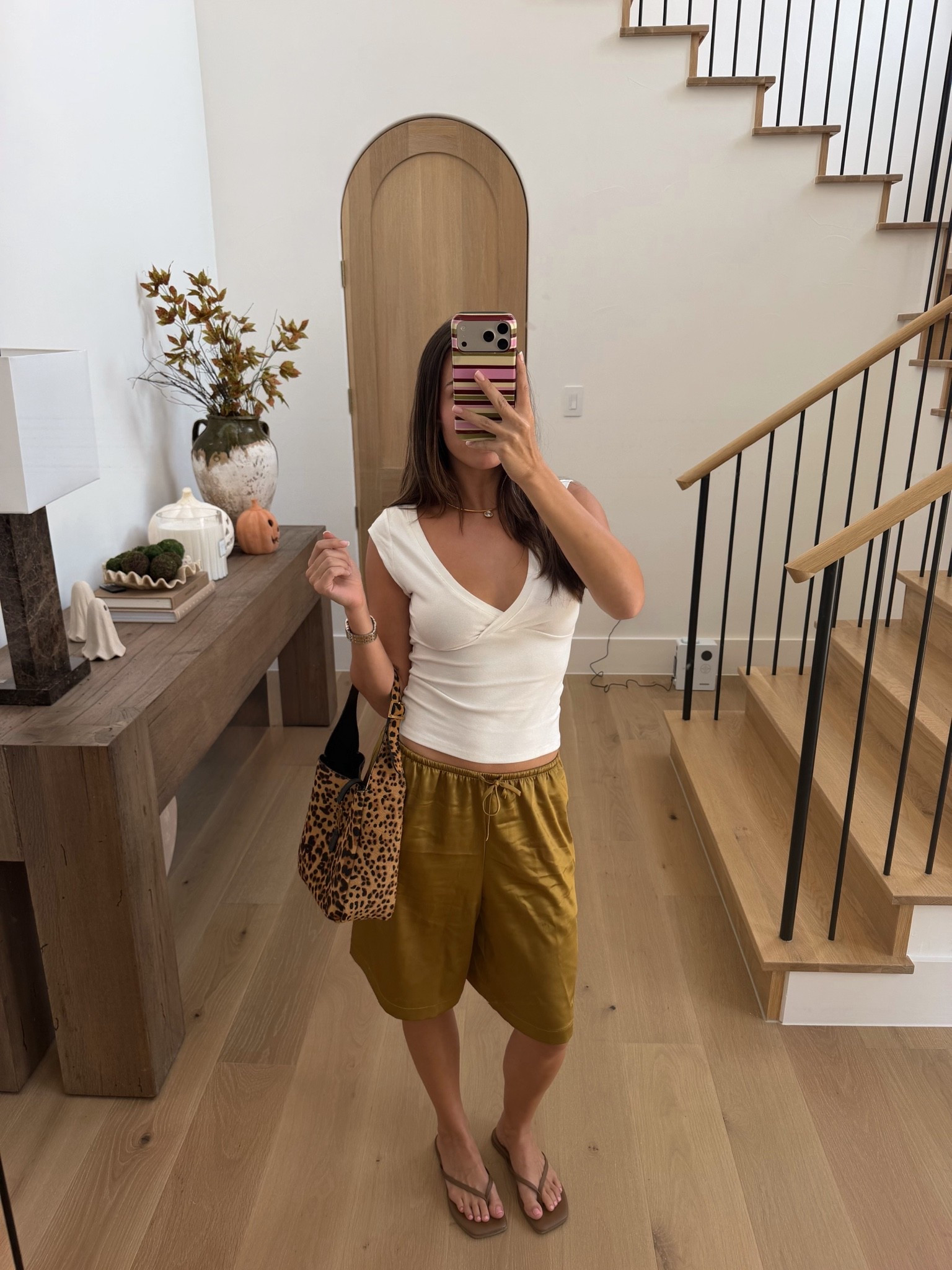 Outfit of the day !!! (wearing size small in shorts)

Reformation, aritzia, summer outfits, fall outfit inspo, satin shorts, jorts, dinner date night, lunch, basics, neutral, travel