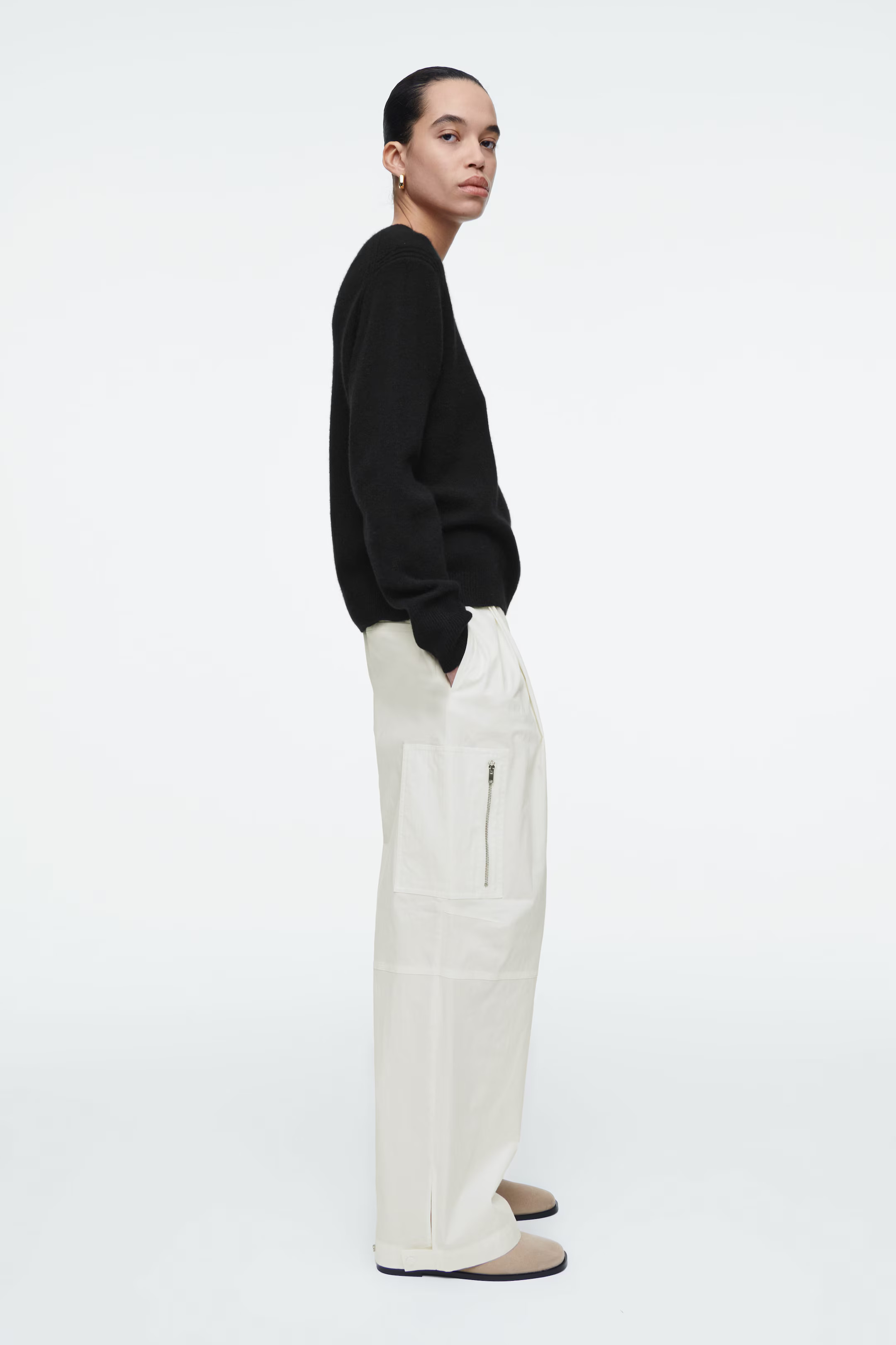 UTILITY BARREL-LEG CARGO TROUSERS - OFF-WHITE | COS (EU)