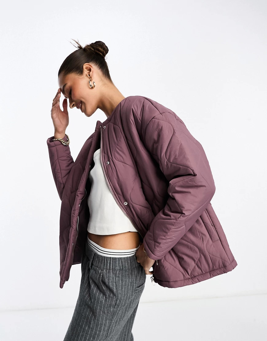 Chaqueta lila polvareda acolchada extragrande de Lola May-Morado | ASOS (Global)