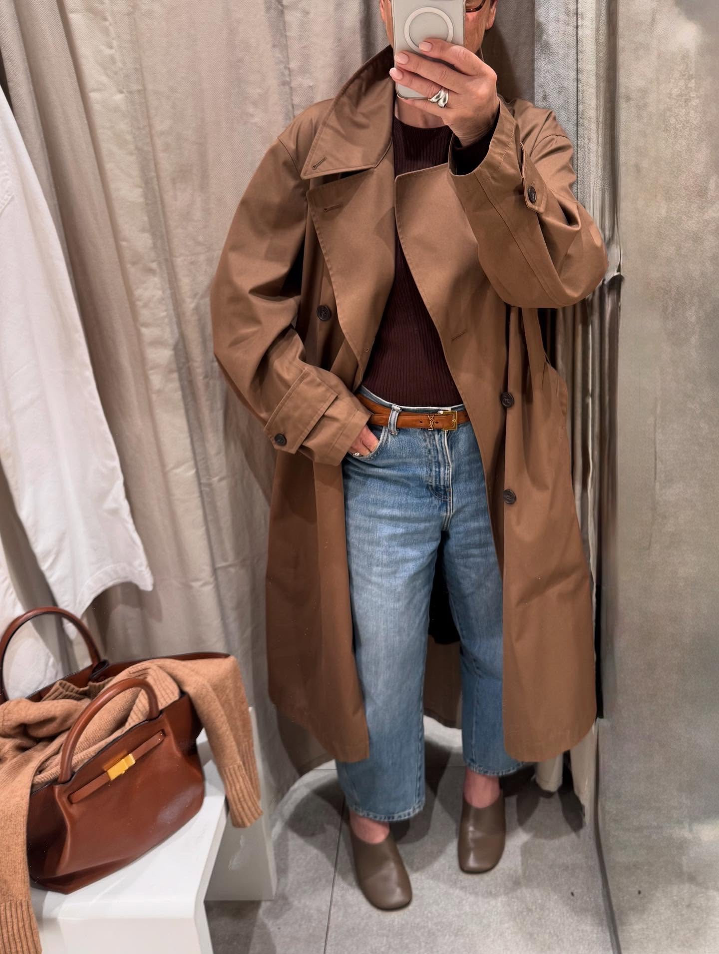 This is my ode to brown: 
It’s been the colour of the last few seasons. 
And I’m very happy about; I love it. 
I invested early in this trend as soon as I sniffed it out & have been slowly adding pieces. Now I have a wardrobe that really works together and it’s so stress free. No brainer dressing !
You can shop the look right here. 

#LTKstyletip #LTKover50style #LTKaustralia