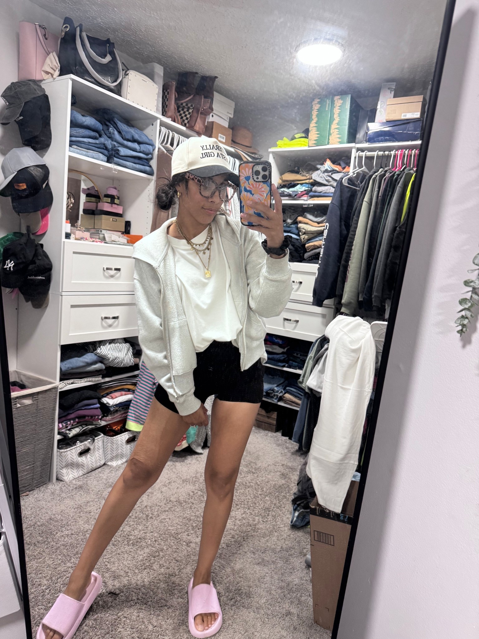 Mom Fit 🖤

#LTKStyleTip #LTKActive #LTKFindsUnder50