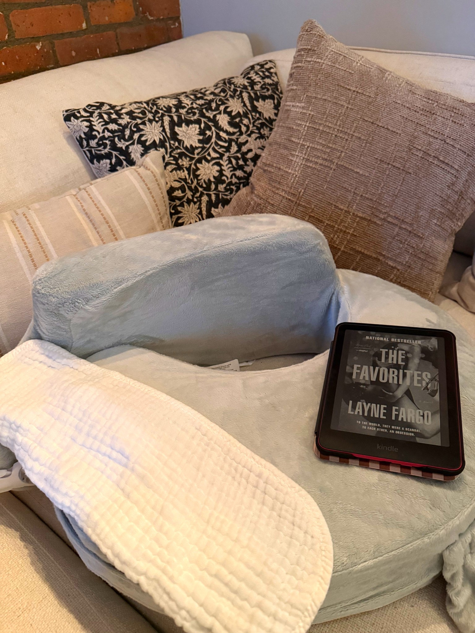 Breastfeeding setup + current book I’m loving during the Olympics! 🍼⛸️

#LTKmomlife #LTKBaby