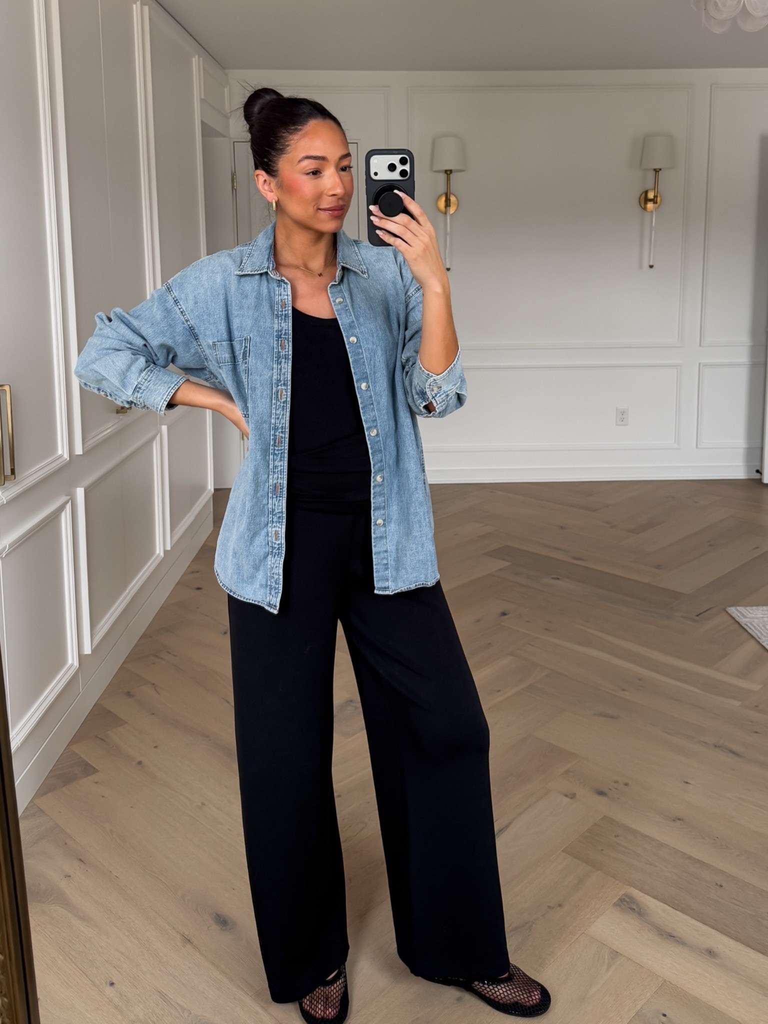 This jumpsuit is 30% OFF and under $100!! It’s made with the same buttery soft material as my favorite travel set. Wearing size S tall sleeveless jumpsuit and size S denim shirt (under $100 & shade: 7 Yrs Pctr Ths Bleu) 


work from home outfit, airport outfit, travel outfit, jumpsuit, mom outfit, postpartum outfit, errands outfit, casual outfit, Spanx sale, Spanx jumpsuit, Aritzia sale