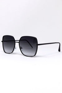 Downtown Walk Black Sunglasses | Pink Lily