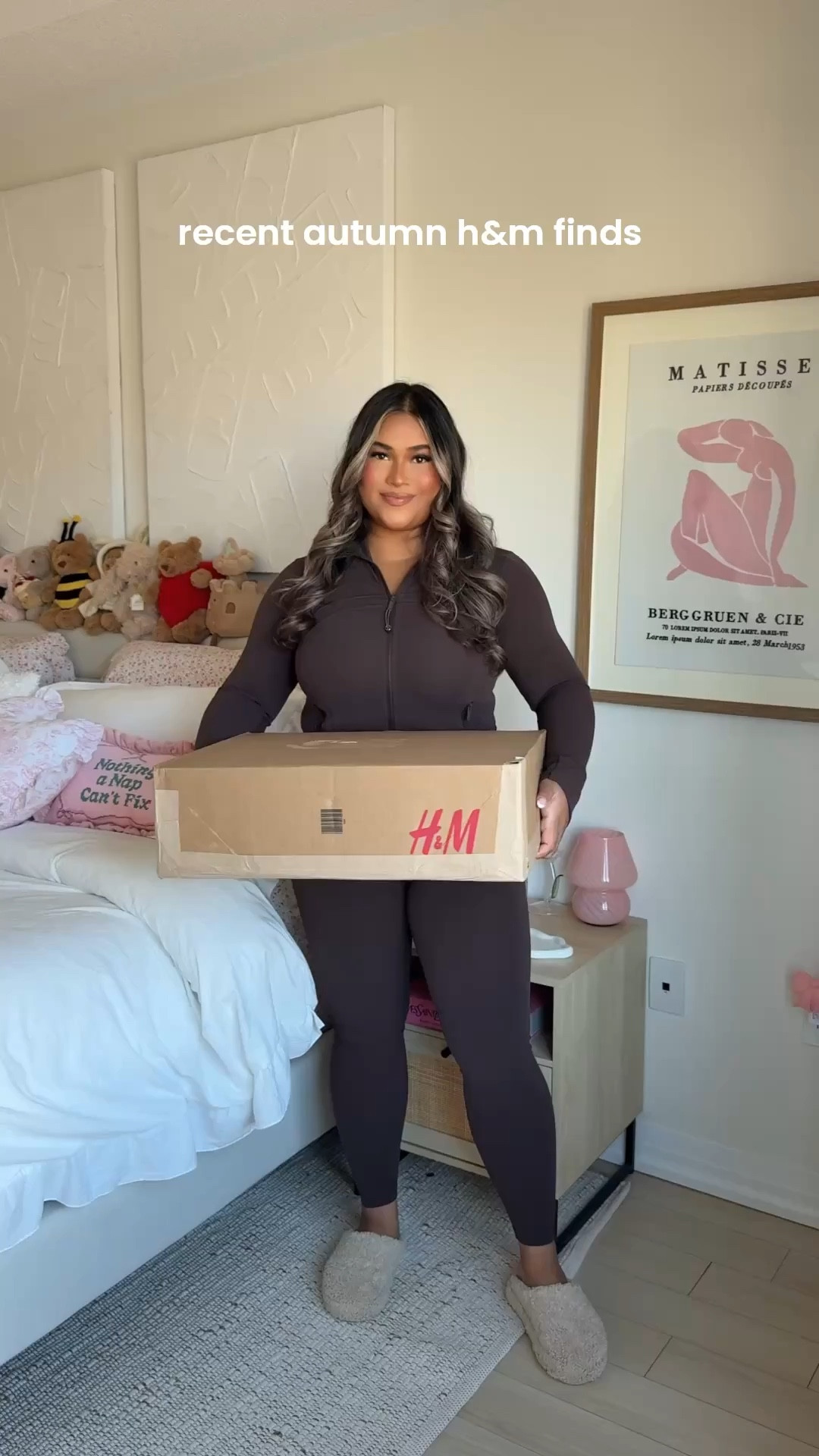 Fall wardrobe: curated. Thanks, H&M. 👜✨

Drop the word ‘HAUL’ below and I’ll send you the details 💌

That burgundy set is gonna be such a staple! 

Outfit, Inspiration, Fall, Clothing, Must, Have, H&M, Haul, Style, Chic, Trendy, Minimal, Effortless, Wardrobe, Fashion, Autumn, Cozy, Layers, Neutrals, Closet Staples, OOTD 

#fallfashion #hmhaul #newinhm #hmfinds #newin #hm #midsize #clothinghaul 

#LTKSeasonal #LTKMidsize #LTKStyleTip