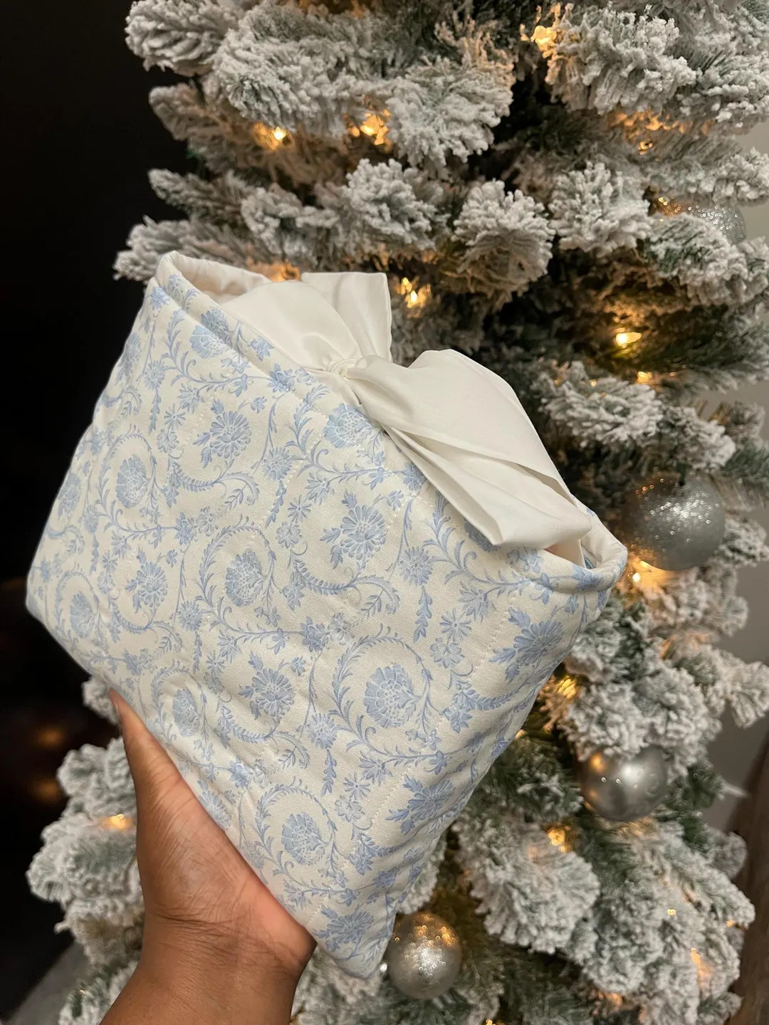 Vintage Floral Bow Bible Sleeve, Bible Sleeve With Bow, Bible Sleeve, Quilted Bible Sleeve With B... | Etsy (US)