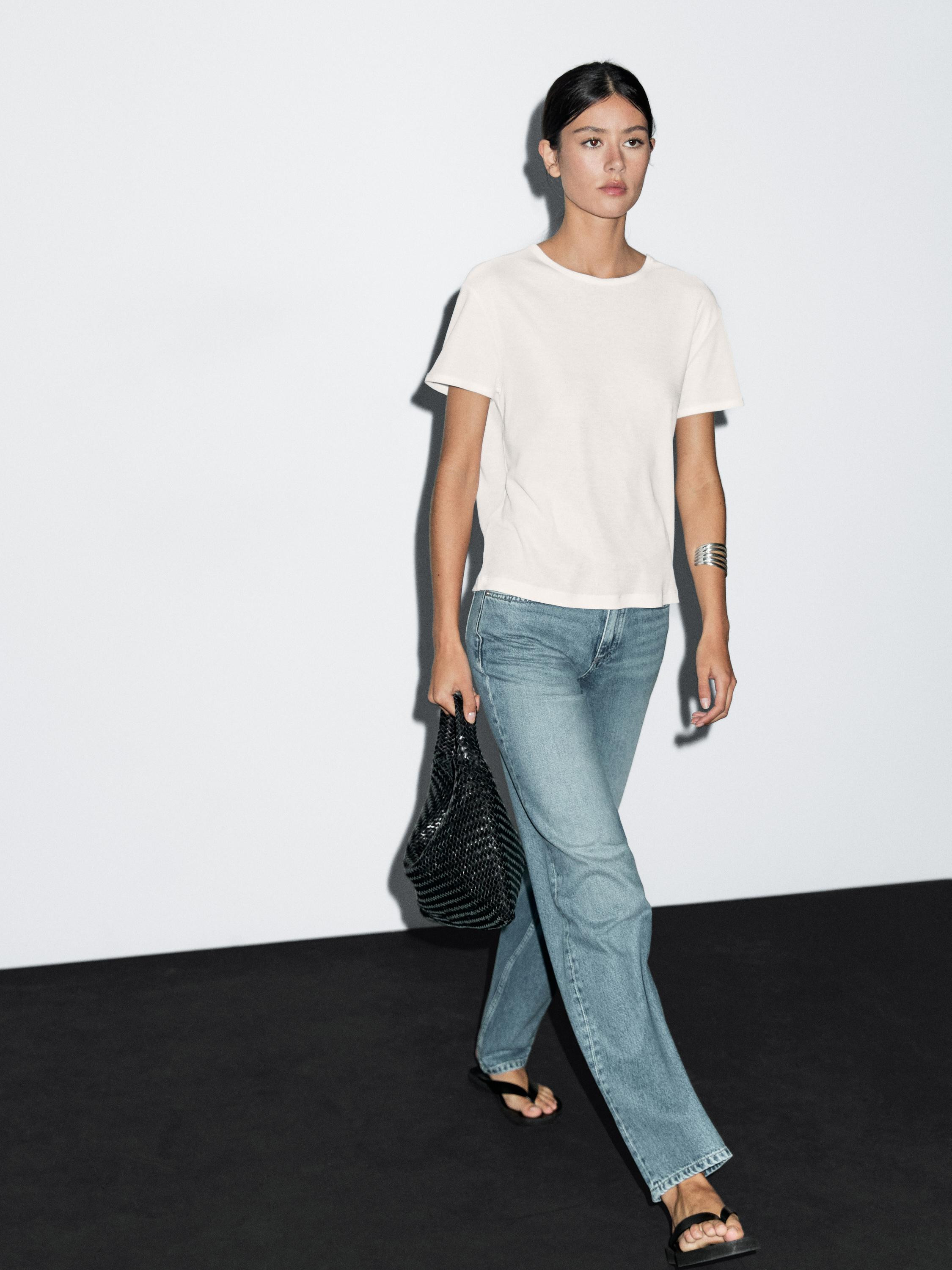 T-Shirt aus 100 % Baumwolle | Massimo Dutti DE