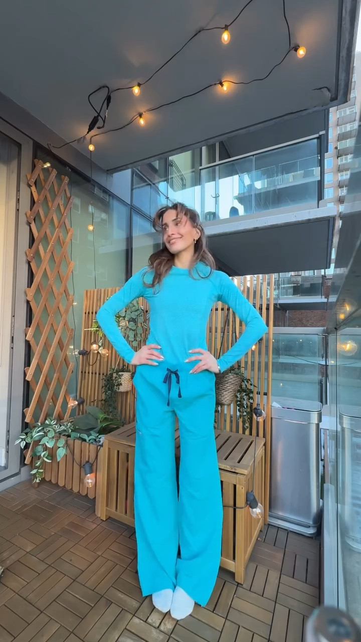 head to toe in @wearfigs 🩵

roya worked overtime for this one lmao next up: fireside !!! ❤️‍🔥