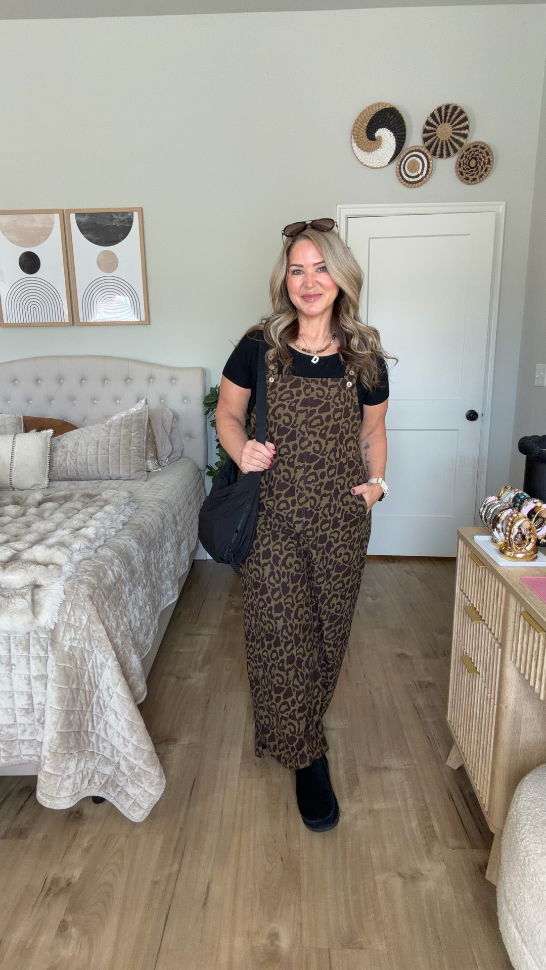 Size large

#LTKOver40 #LTKPetite #LTKMidsize