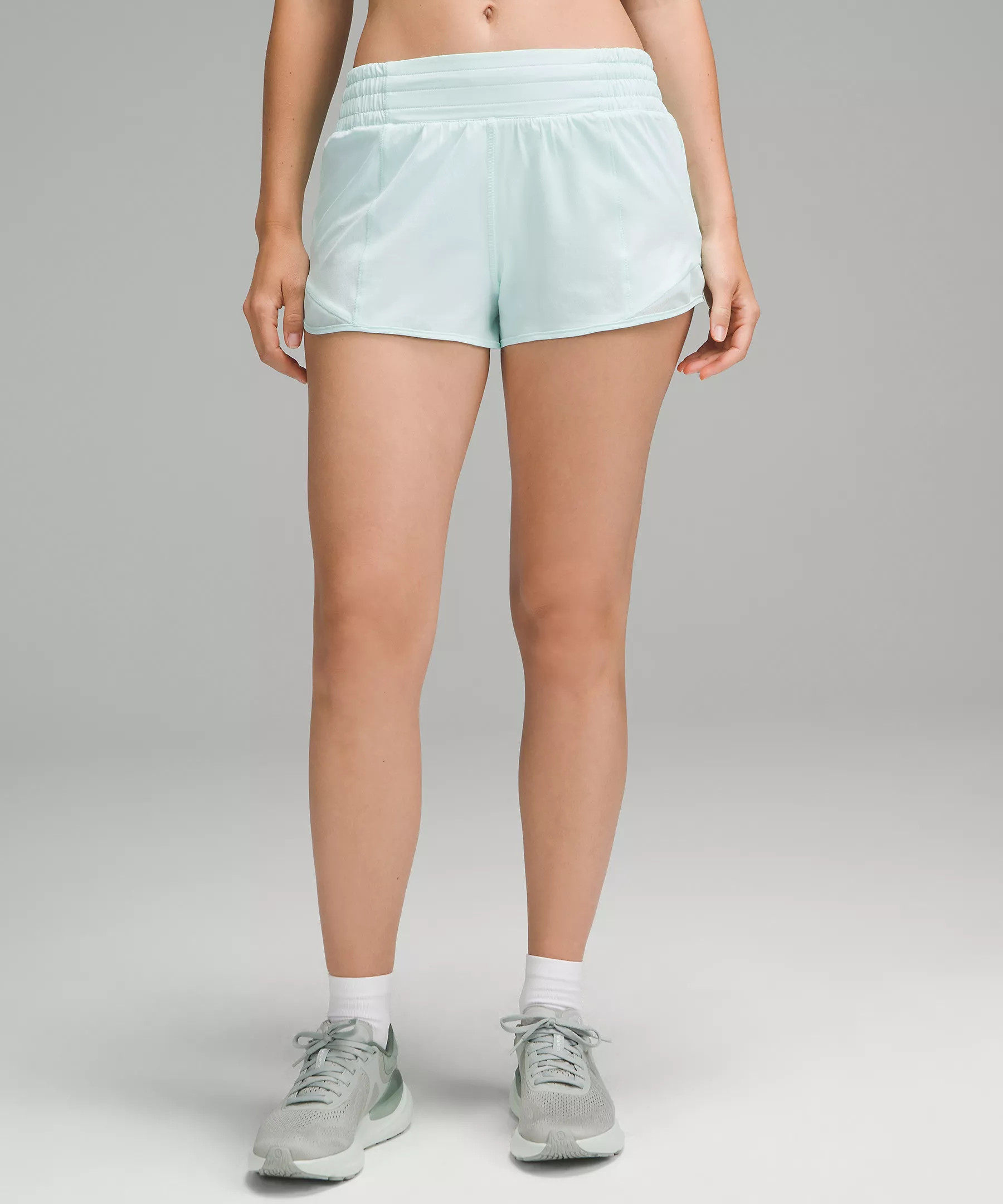 Hotty Hot High-Rise Lined Short 2.5" | Women's Shorts | lululemon | lululemon (CA)