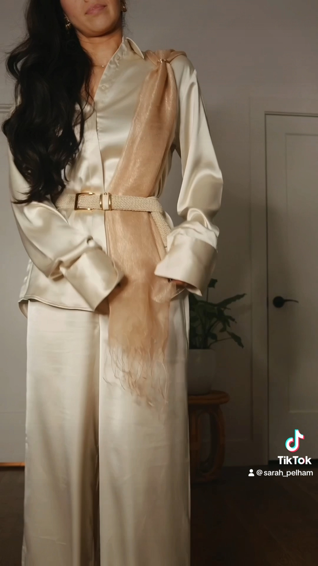 Styling a satin set for a holiday dinner outfit 

#LTKVideo #LTKstyletip #LTKSeasonal