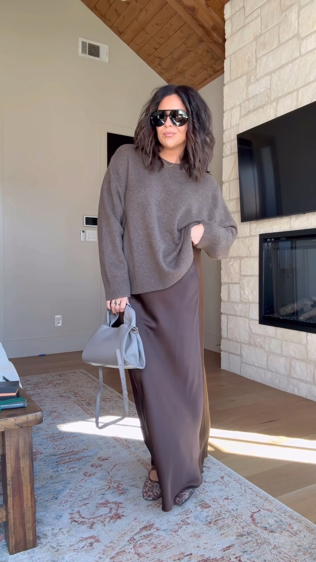 I need this outfit in every color way!
Sweater: XL
Skirt: large (the brown is sold out, but I linked more brown ones!)


#LTKMidsize #LTKFindsUnder100 #LTKStyleTip