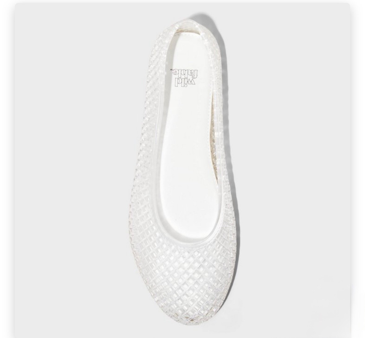 A spring must have! Comes in multiple colors!