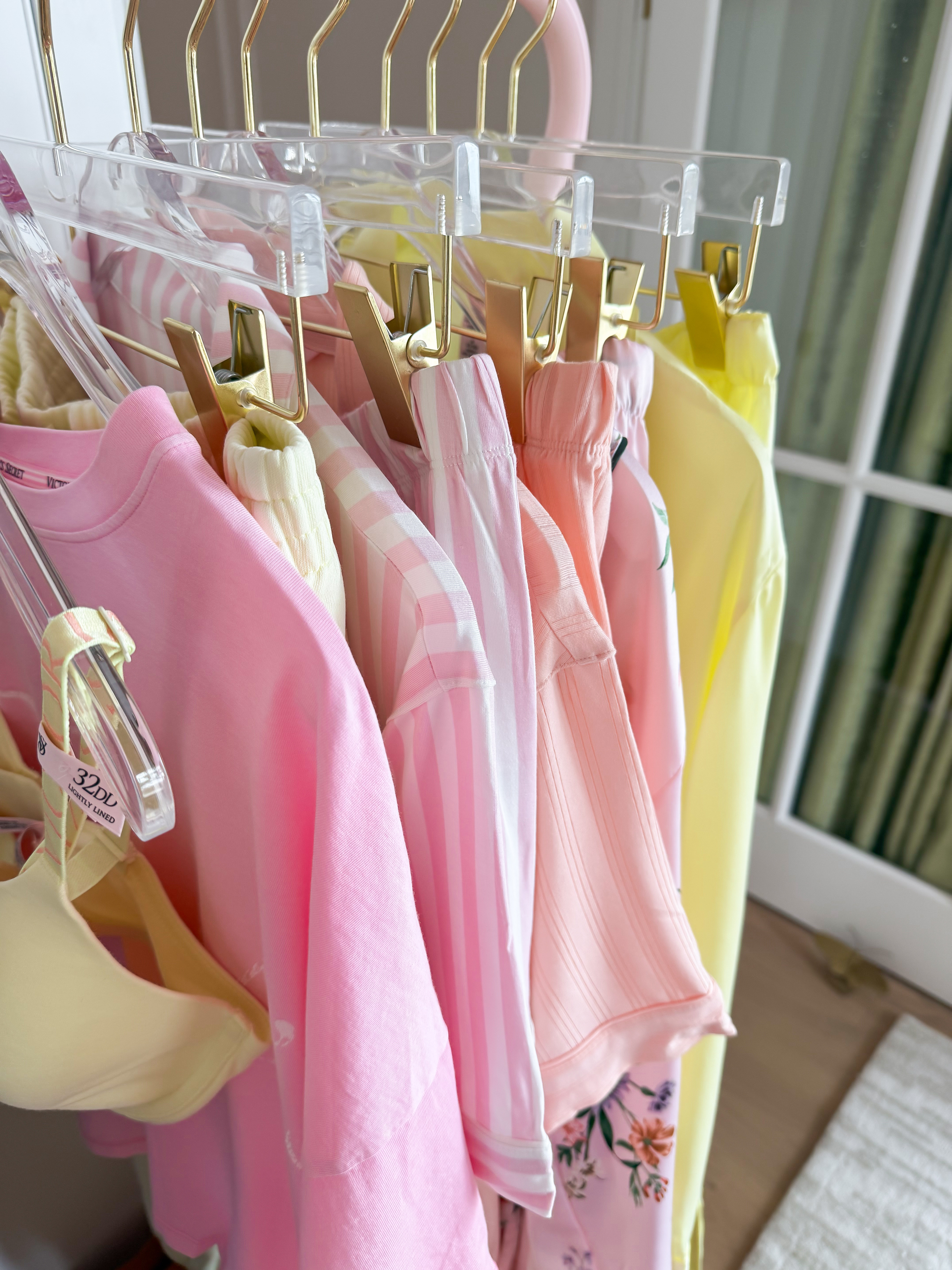 @victoriassecret #VSPartner  

 