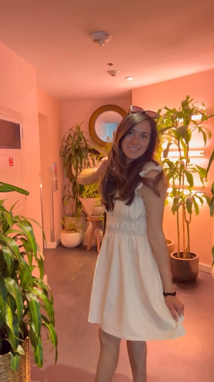 This was two years ago for Mother’s Day and to celebrate my Promotion at work 💕  P6 is a rooftop bar/restaurant in the city of Austin, Texas! Love the gorgeous view and aesthetics. 

I linked the dress I was wearing and similar ones