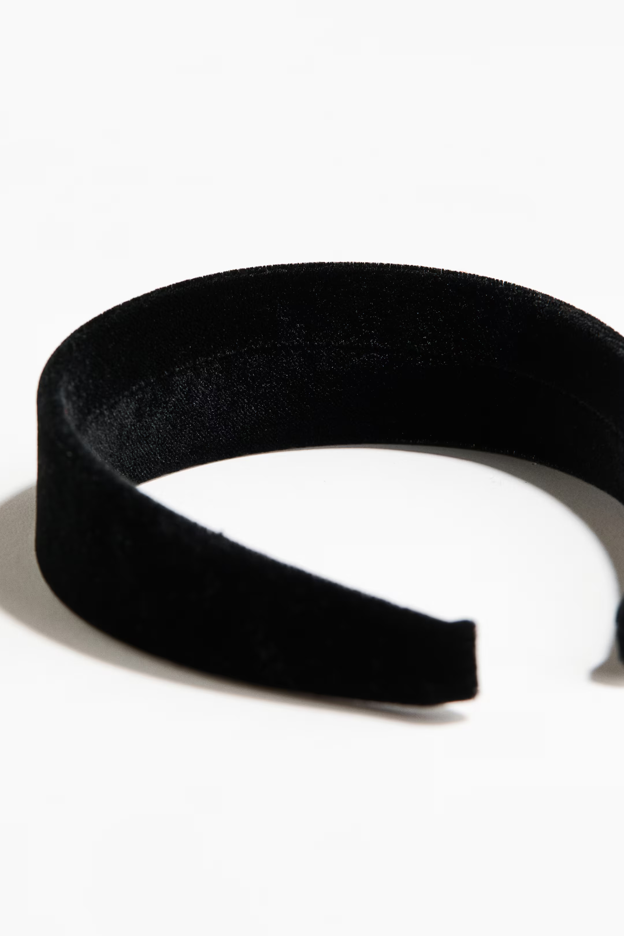 Velvet Hairband - Black - Ladies | H&M US | H&M (US + CA)