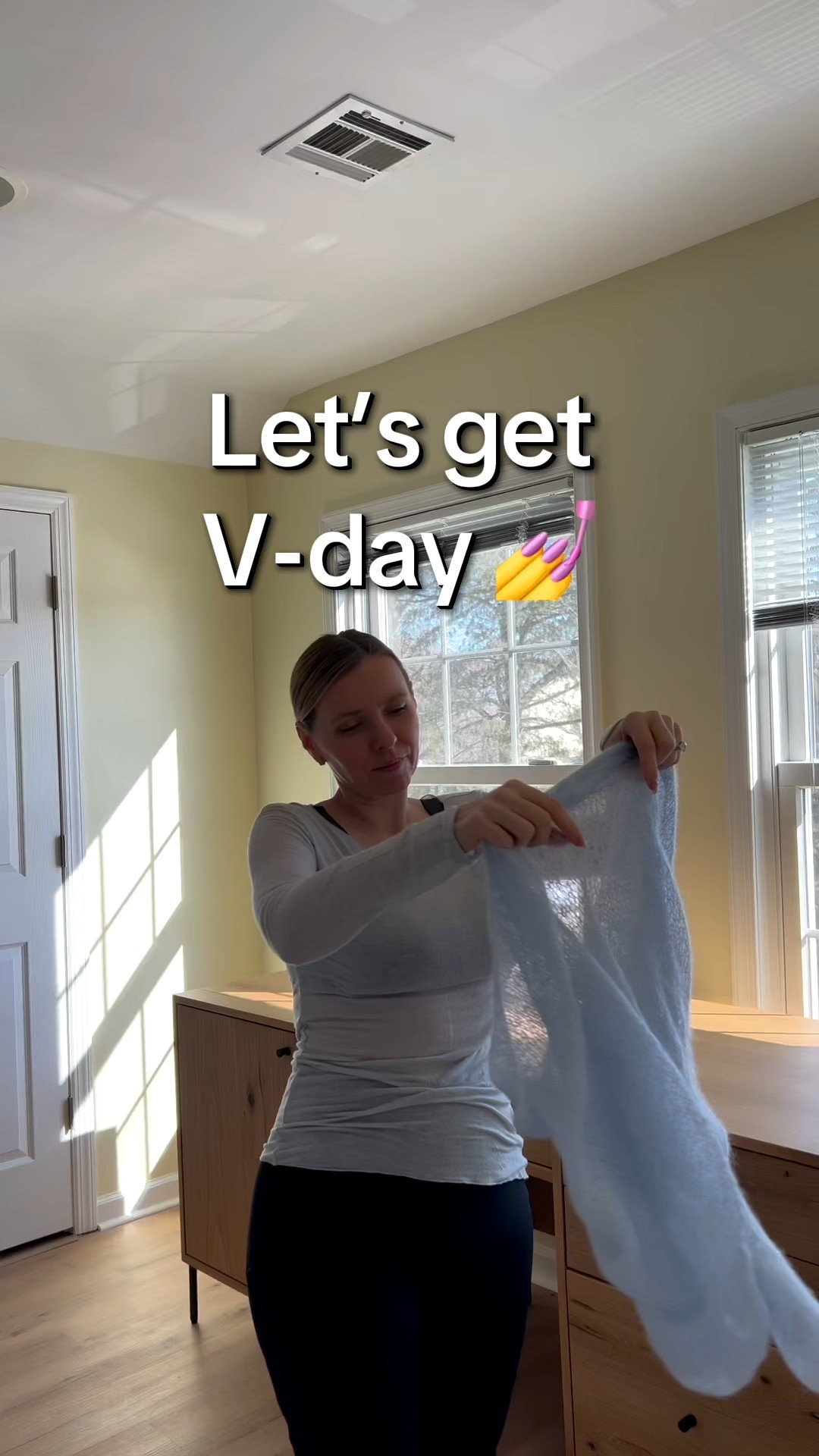 Mmmm so so cute 🥰 
#nails #nailart #nailinspo 

#LTKValentine #LTKmomlife #LTKdayinmylife