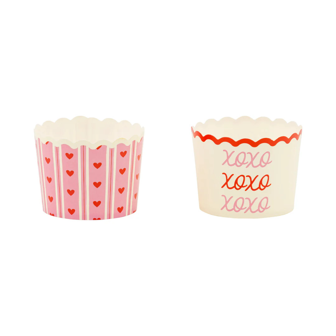 Hearts XOXO Baking Cups 5 oz | My Mind's Eye
