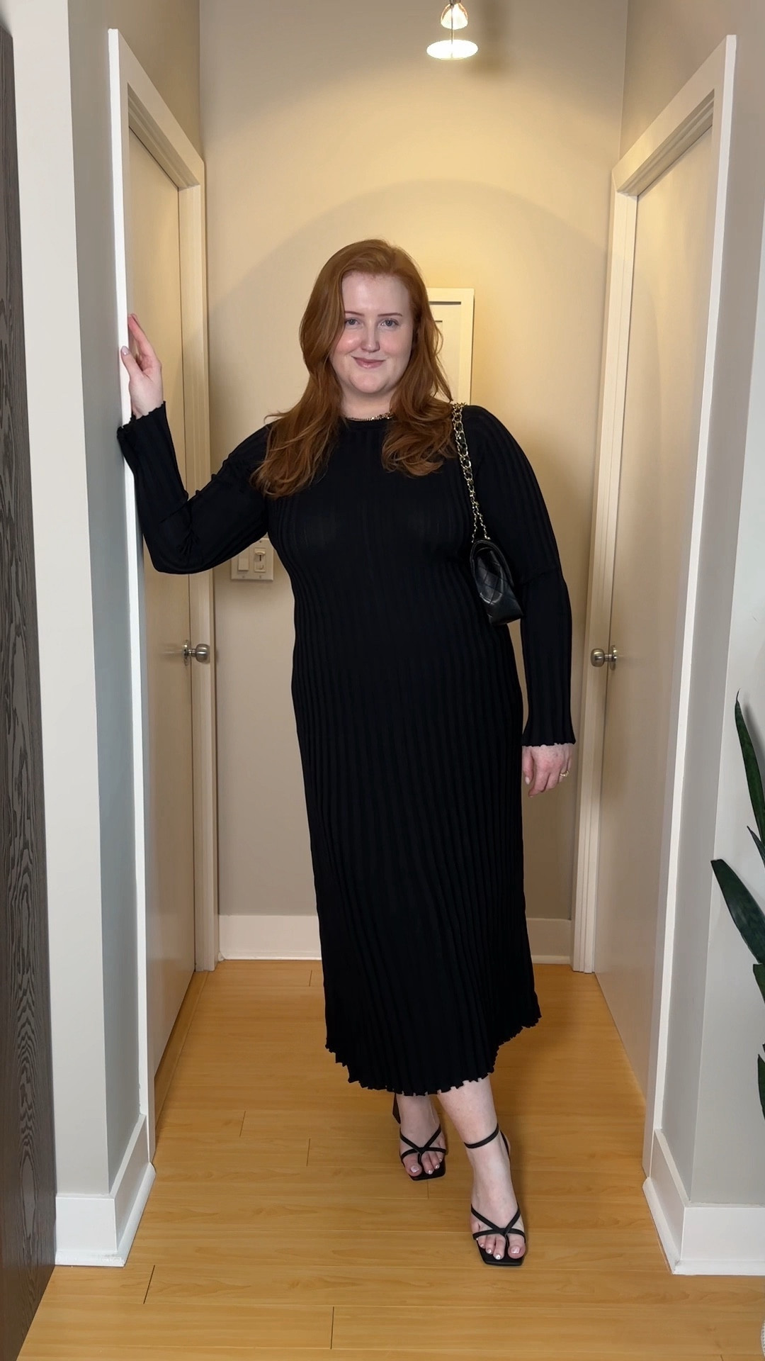 I can't believe how amazing this dress is! Whether I'm looking for something to wear to a fancy party or I just need to run errands, I am officially in love - it hugs my curves perfectly and is so flattering on a size 18/2xl body 


#LTKplussize #LTKworkwear #LTKmidsize