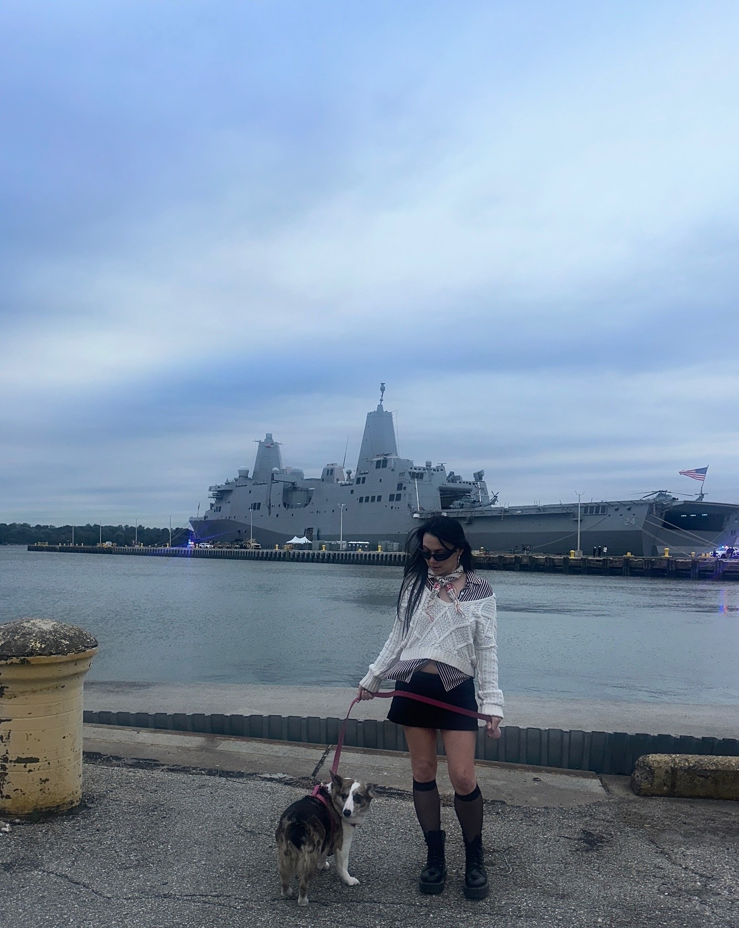 Happy 250th to the US Navy — didn’t realize your greatest modern contribution would be giving Urban Outfitters a waterfront backdrop. I love that I get to be creative with my workwear! Shirt is vintage but I’ll link the rest! 