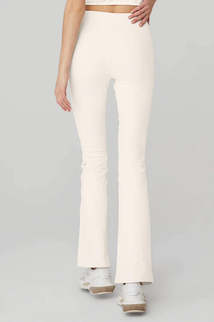 Airbrush High-Waist 7/8 Flutter Legging | Alo Yoga (US)