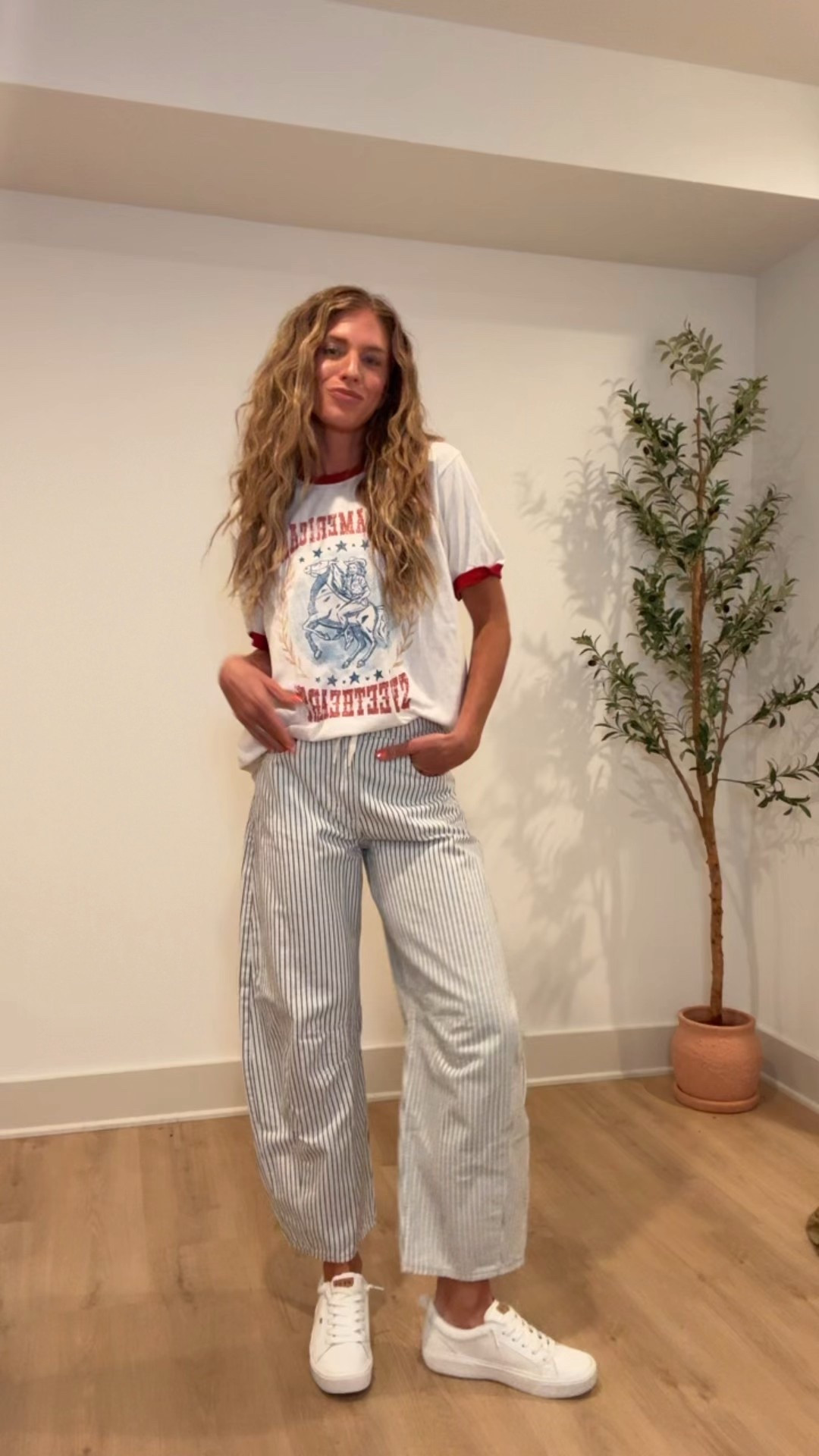 Mountain Moverz code!!! 25% off sitewide with code TALLBLONDEBELL (72 hours only)
I size up to a large for an oversized fit 
