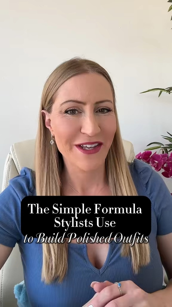 The Simple Formula Stylists Use to Build Polished Outfits
Most polished outfits follow a simple structure:
1️⃣ Tailored base
2️⃣ Refined top
3️⃣ Structured finish
Think:
• tailored trousers
• an elevated knit or tee
• a structured bag or blazer
Add classic shoes and a trench, and the outfit instantly feels intentional.
I linked the pieces used to recreate this formula.

#styleover40 #outfitideas #fashiontips #wardrobeformula #classicstyle #polishedstyle #timelesswardrobe

#LTKOver40