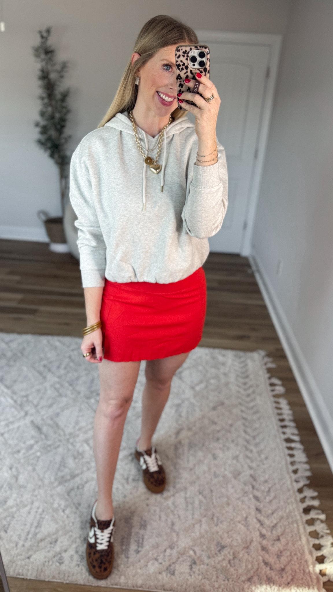 Weekend Walmart Wins try on
Bubble hem hoodie- small
Red skort- medium [go with bigger size]

#LTKootd