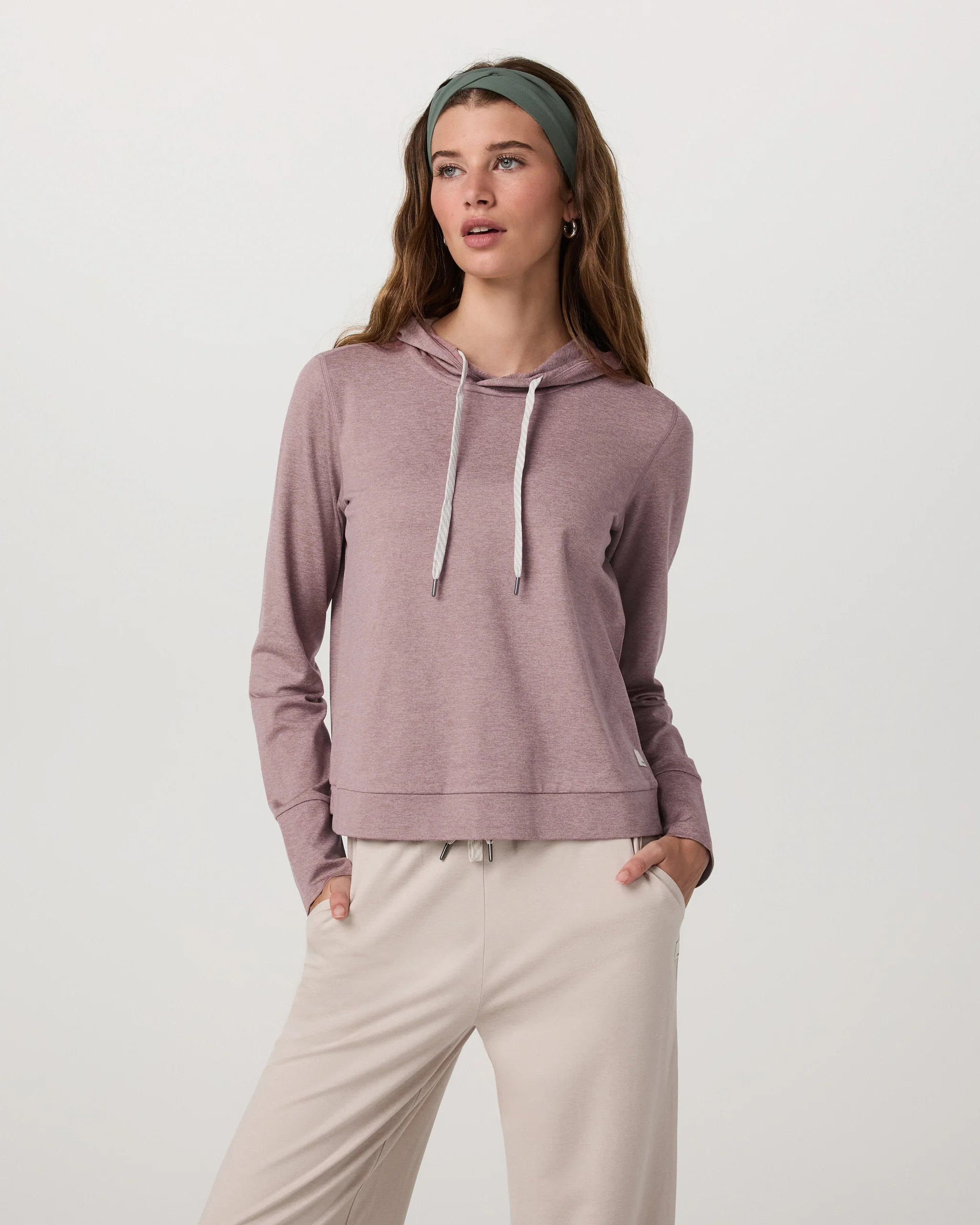 Halo Essential Hoodie | Vuori Clothing (US & Canada)