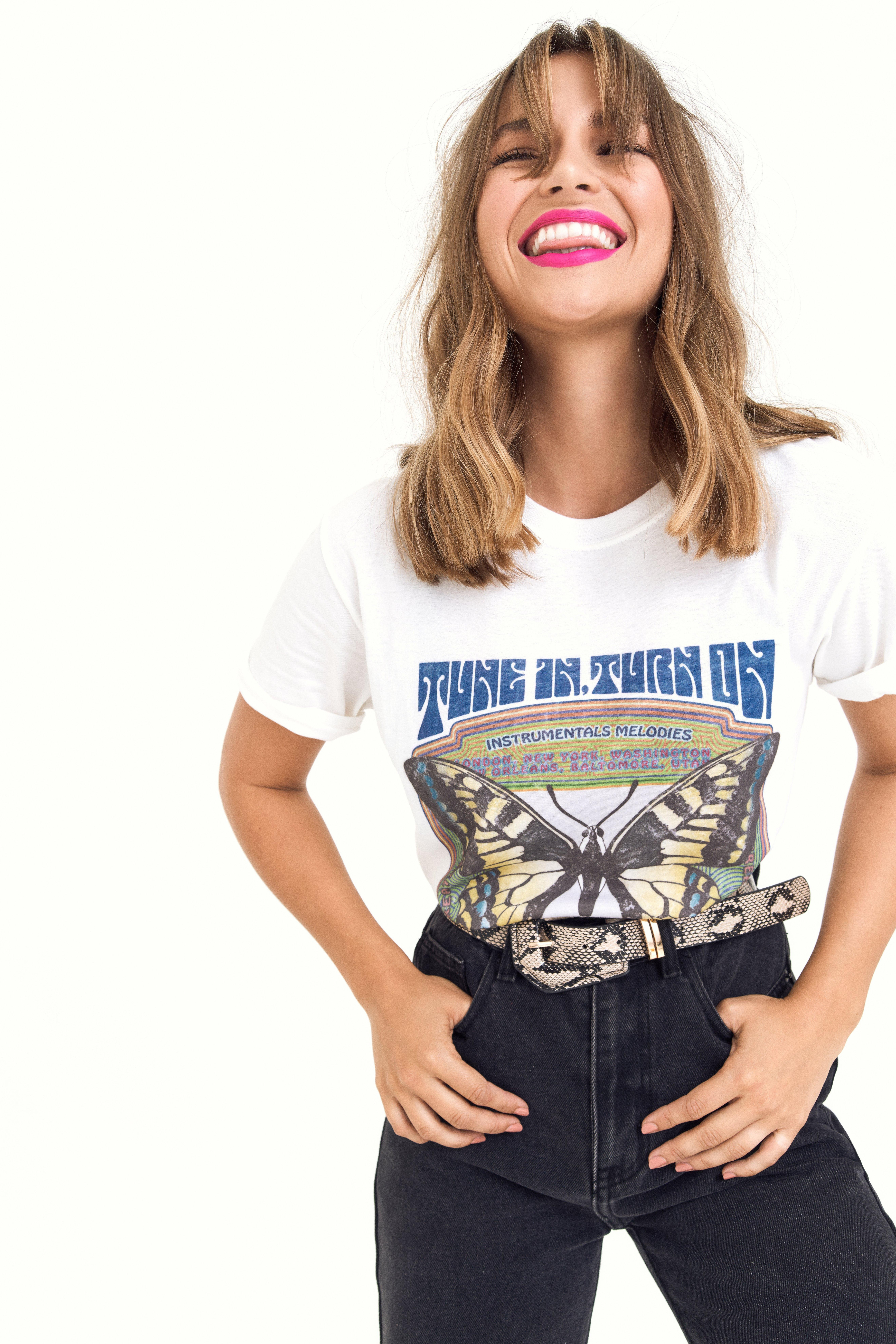 Tune In Turn On Vintage-Inspired Graphic Tee | NastyGal (US & CA)