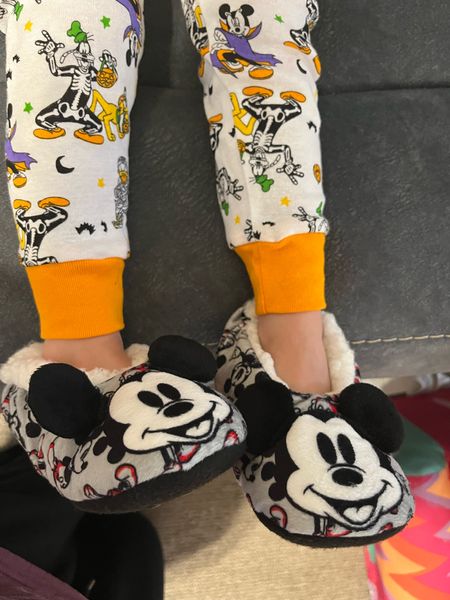 Mickey Mouse slippers, slippers for toddlers, toddler slippers, Mickey slippers, Mickey products, Disney slippers

#LTKkids #LTKfit #LTKfamily