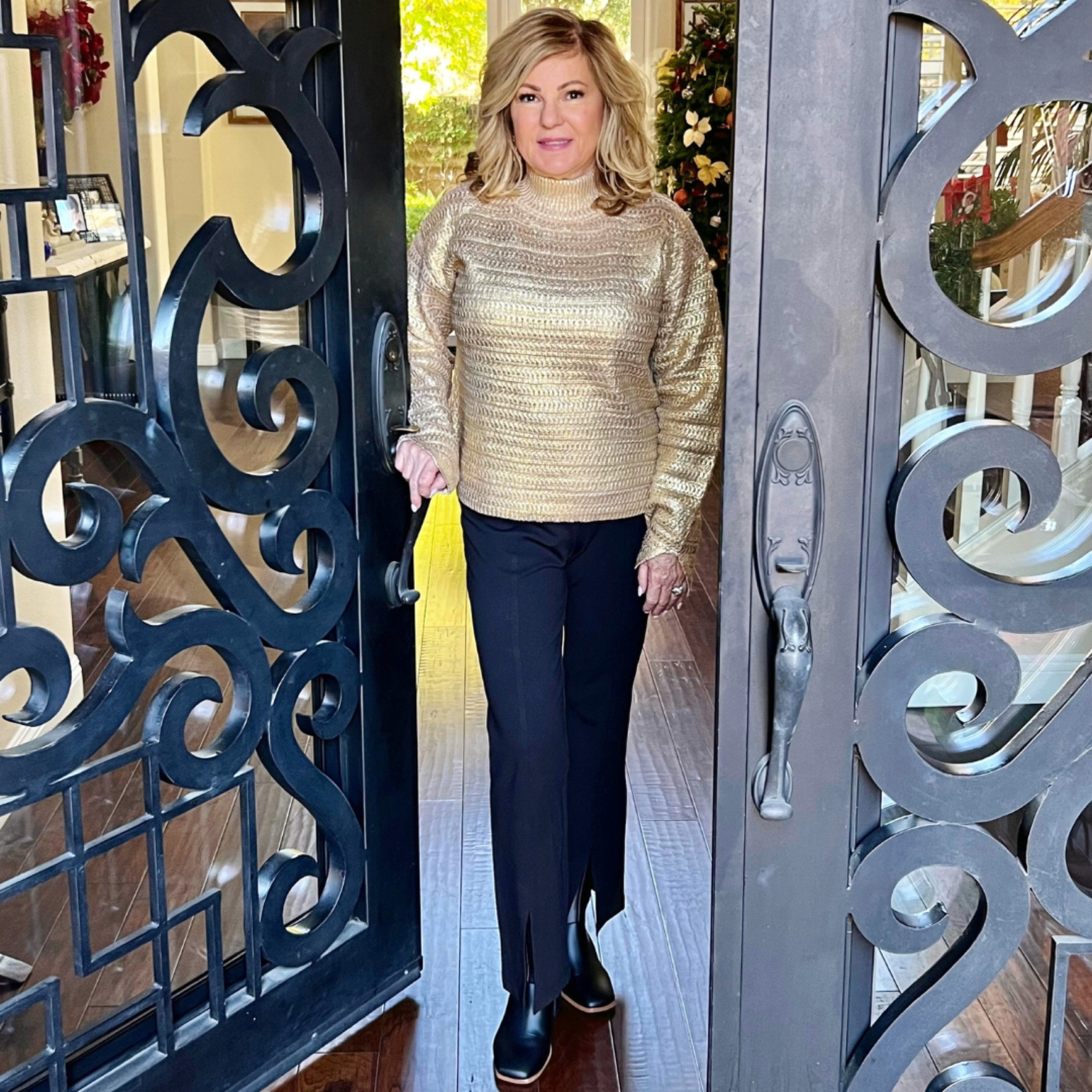 This Metallic Turtleneck Sweater is perfect for a holiday party and a casual New Year's Eve celebration. You'll be able to pair it with everything like your favorite jeans, pants, or skirt! 
#WalmartPartner #WalmartFashion @walmartfashion

#LTKHoliday #LTKSeasonal