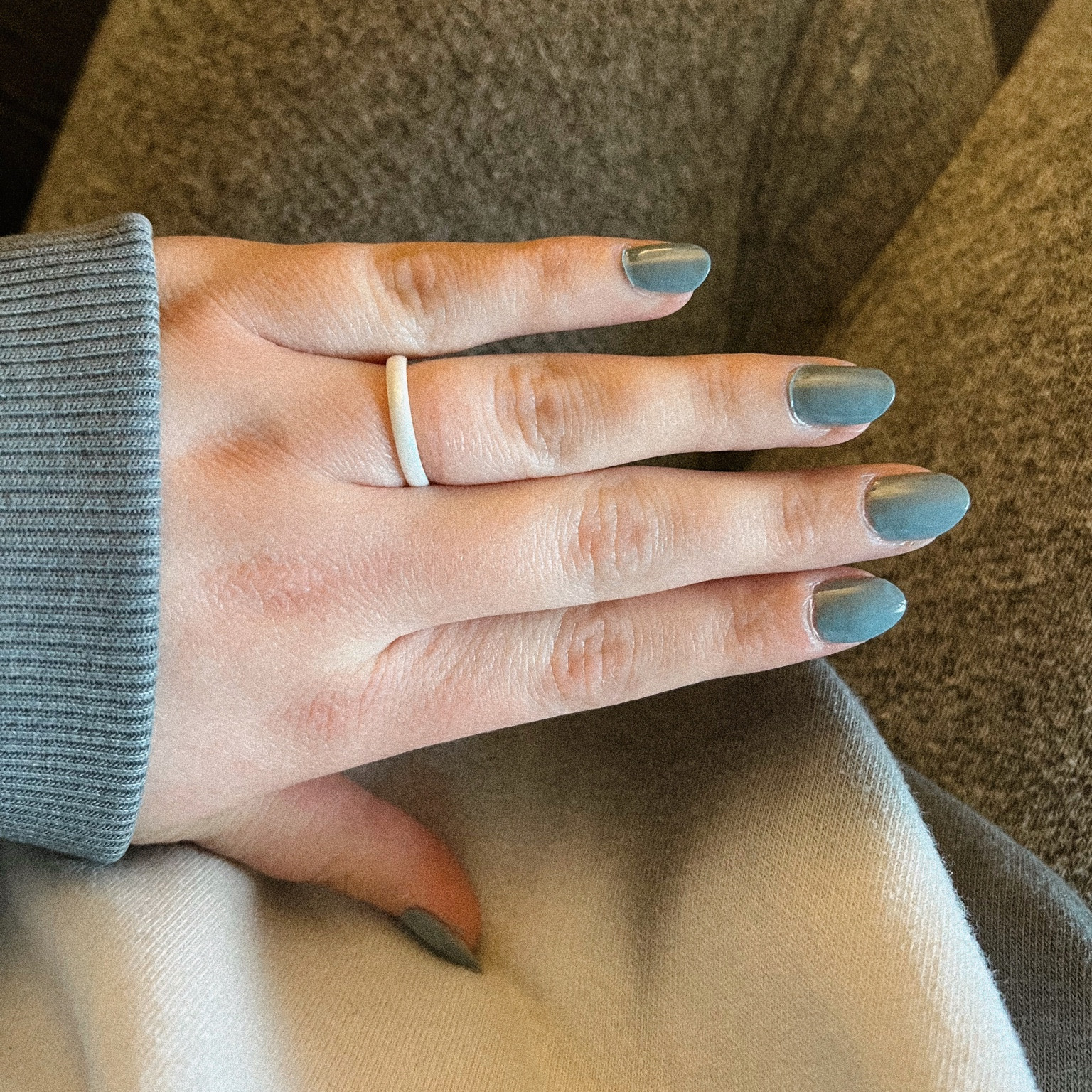 love my Enso silicone ring for everyday wear 🤍💍 perfect for the gym, work, vacation, etc. when you don’t want to wear your engagement/wedding ring! 