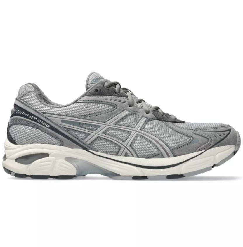 In stock! ordered these asics for walking, gym and casual wear!