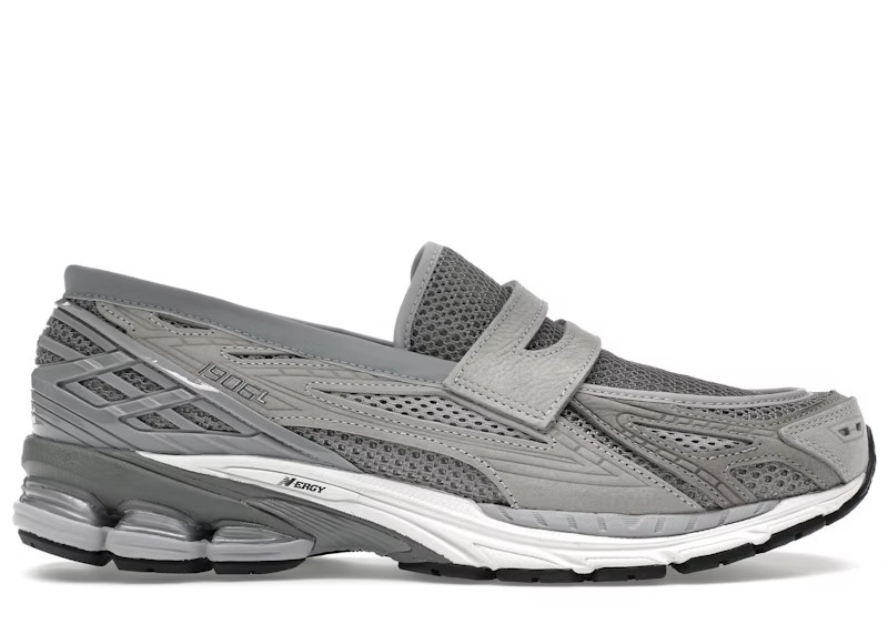 Men's New Balance 1906L Sneakers in Raincloud/White | StockX